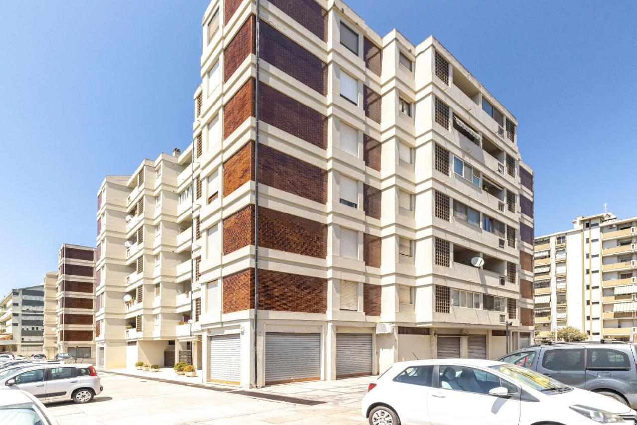 Ice Apartment - Free Wifi Куарту-Сант'Элена Экстерьер фото